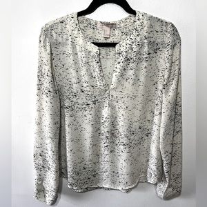 Forever 21 cream blouse with black speckle, L